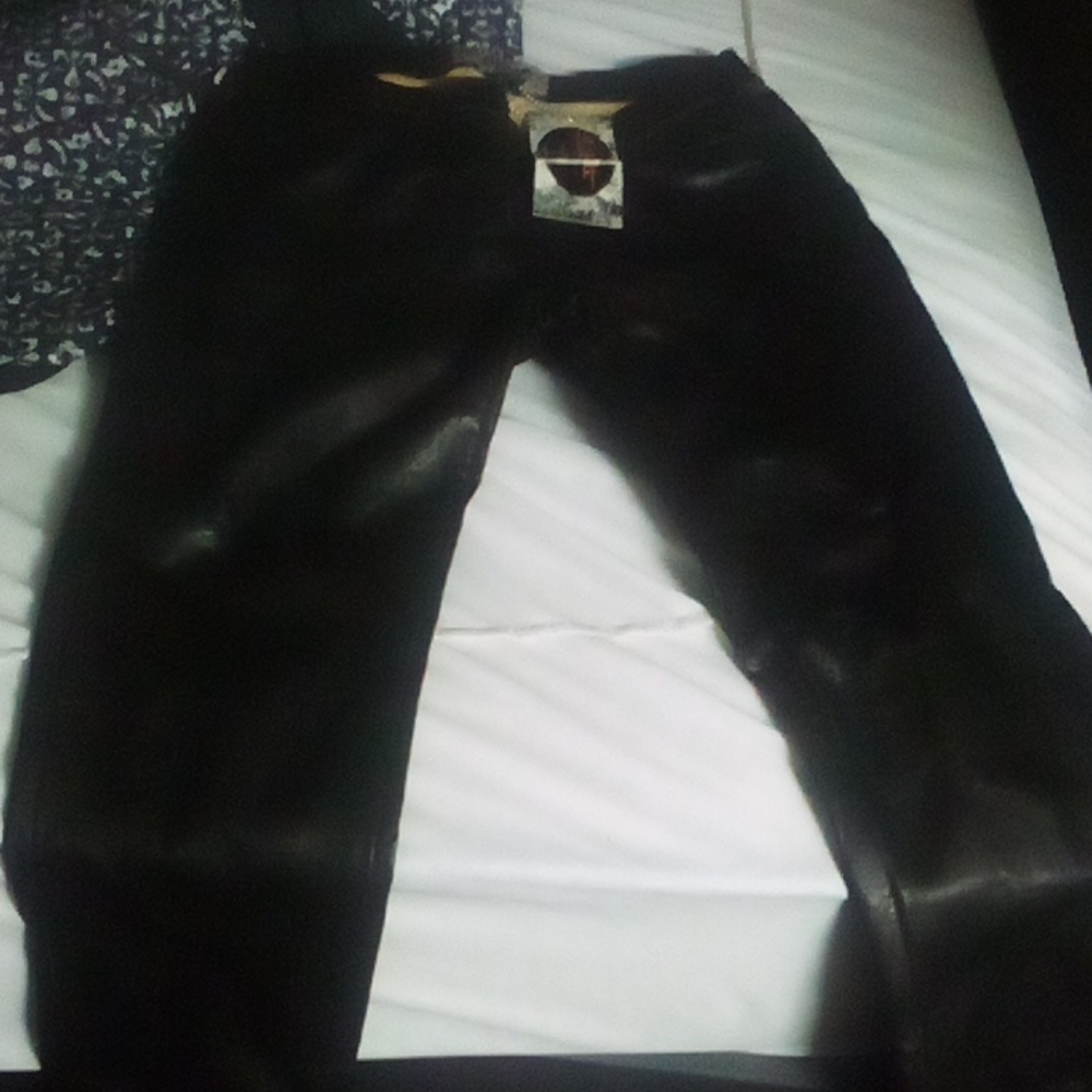 Leatherette boom jeans